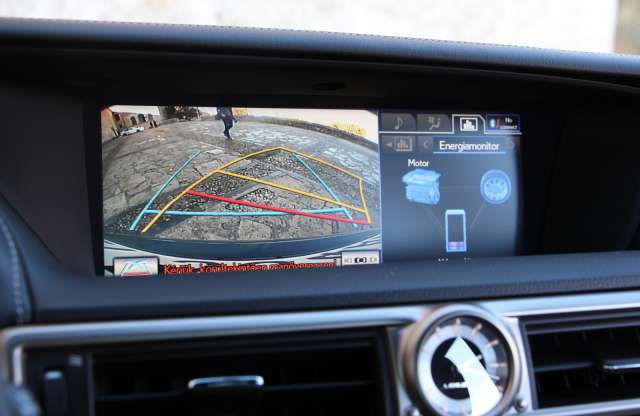 Amerika temeti a visszapillantót