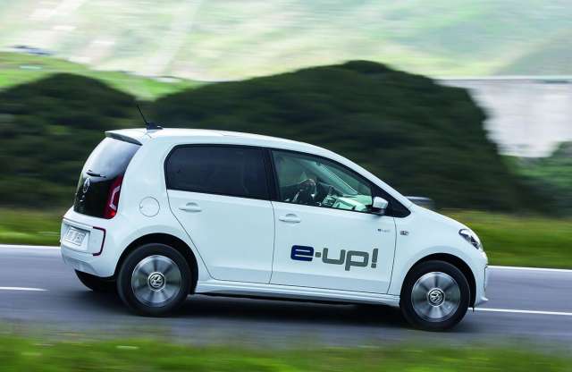 Itthon az első Volkswagen e-up!, és kipróbálható