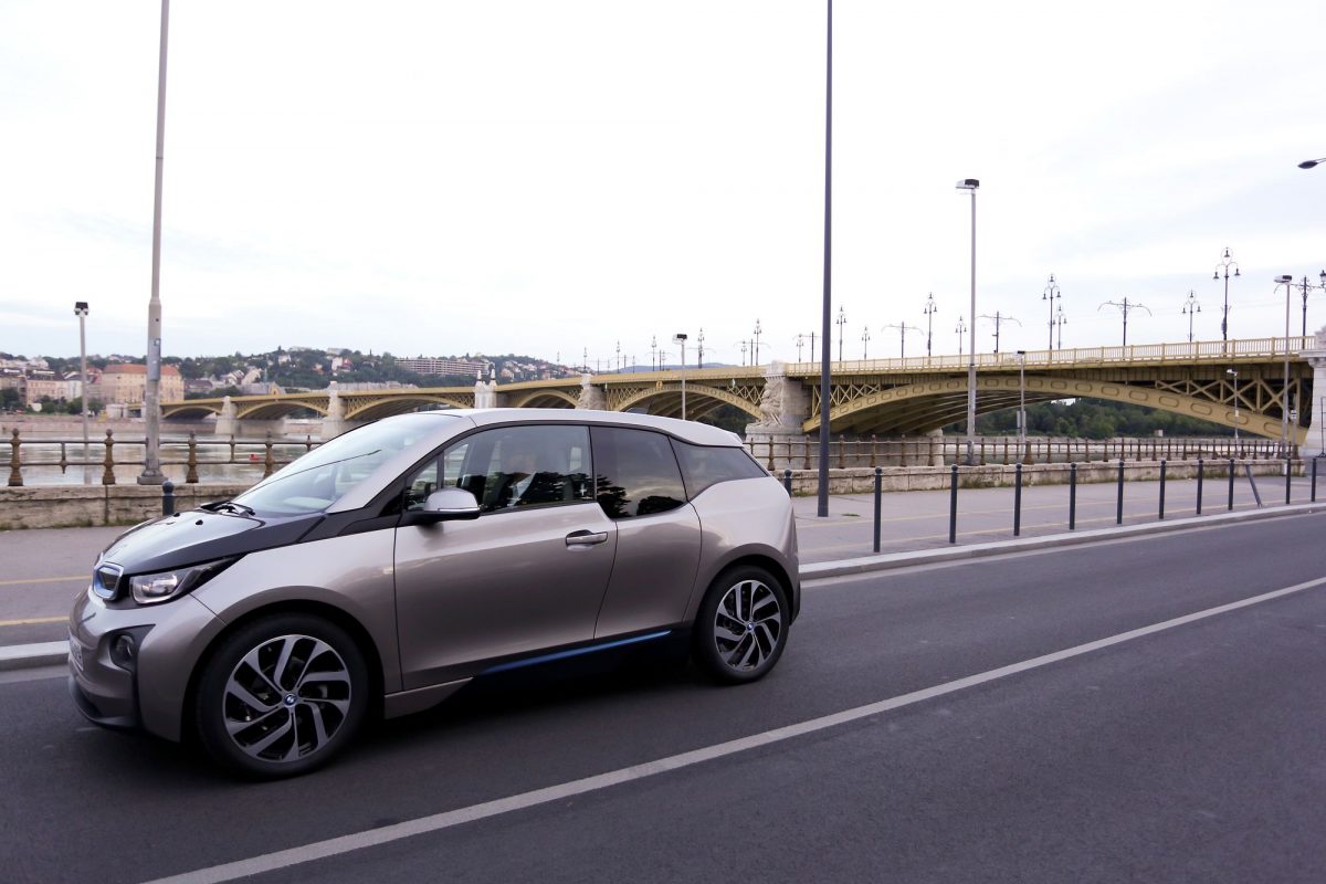 BMW I3