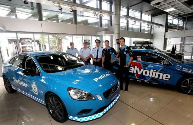 Rendőr-Volvo 350 lóerővel