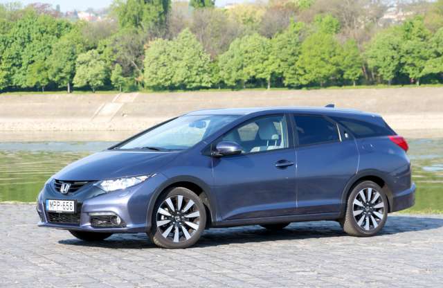Finommechanika – Honda Civic Tourer teszt