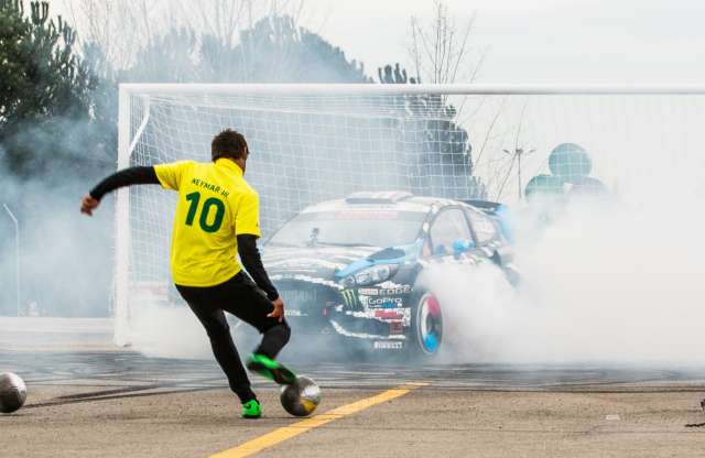 Ken Block már focizik is