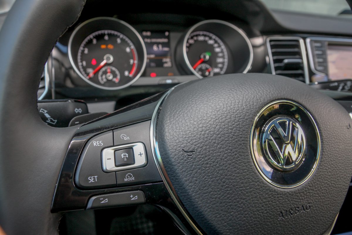 VOLKSWAGEN GOLF VII