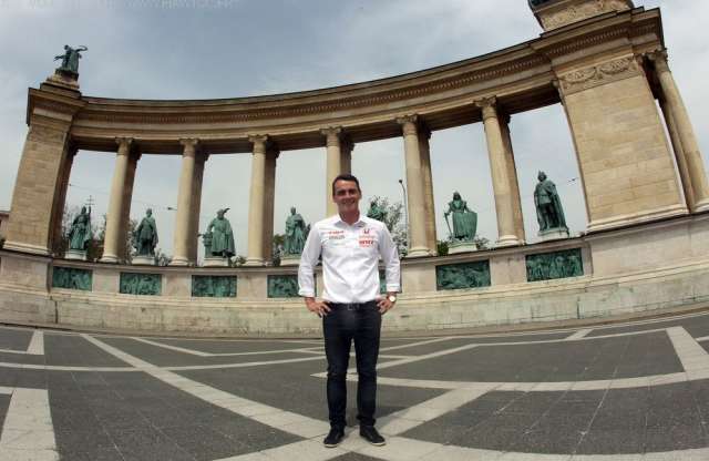 Parádé Budapesten, Norbi és Loeb a Ringen