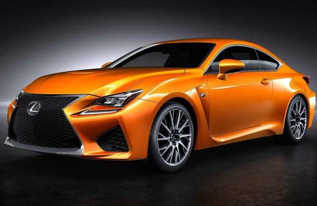 Lexus RC F színes reklámfogás