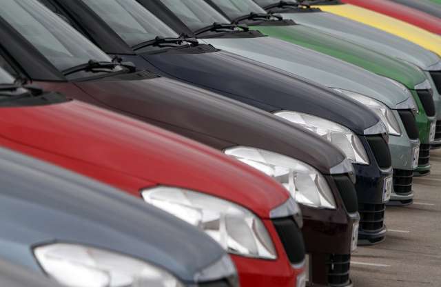 Szedánként is jön az új Skoda Fabia?