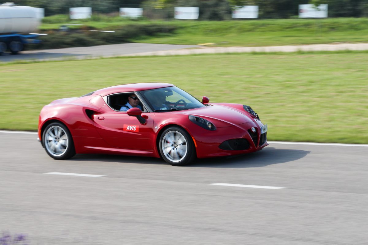 ALFA ROMEO 4C