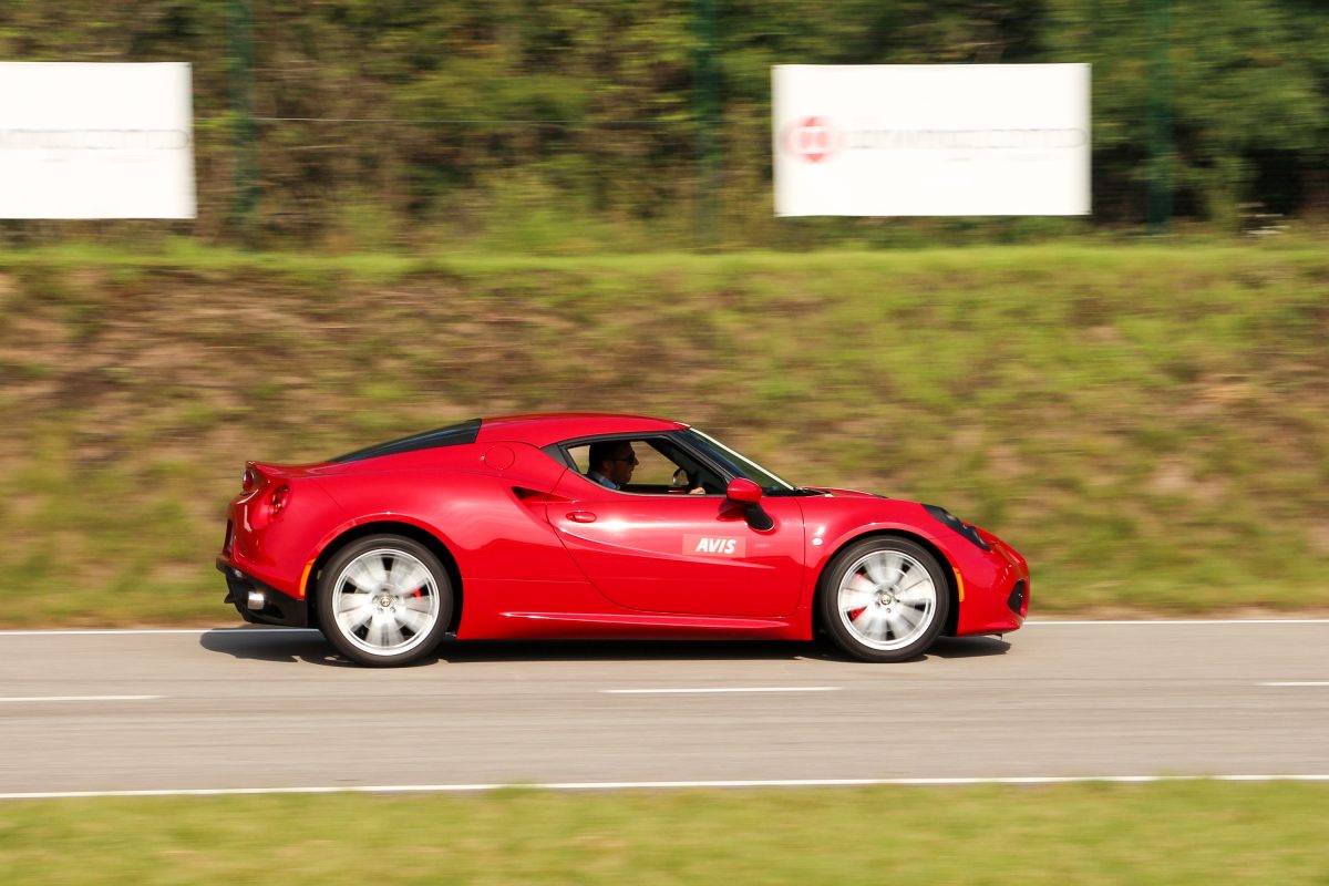ALFA ROMEO 4C