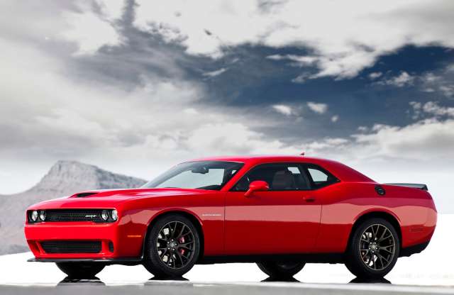 Dodge Challenger SRT Hellcat 600 lóerősre töltve