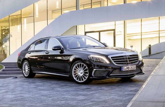 Így katapultál 250-re a Mercedes csúcsbálnája