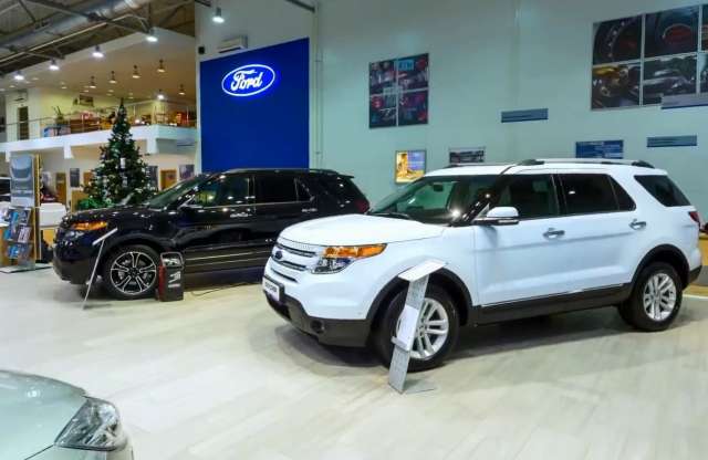 Timelapse videóval ünnepel a 111 éves Ford