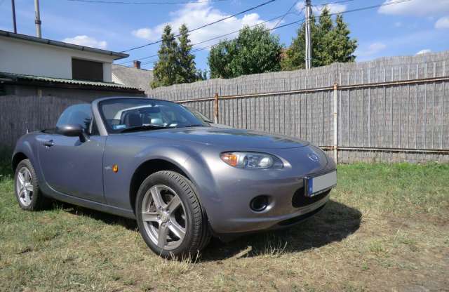 Már megint kellett venni egy Mazda MX-5-öst