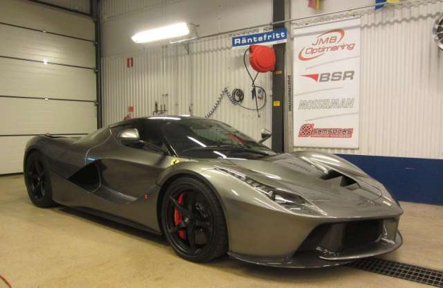 Kevesellte a tulaj a LaFerrari 963 lóerejét