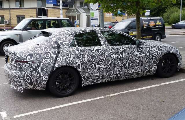 Olvasónk lőtte: ez lesz a legnépszerűbb Jaguar