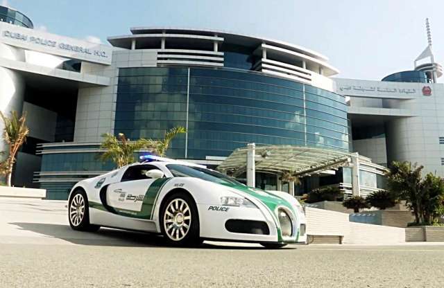 Hibrid 1500 lóerővel jön a következő Bugatti