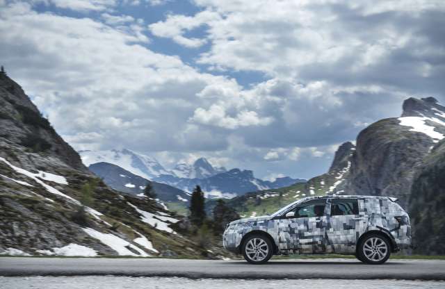 Videón a Land Rover Discovery Sport utastere