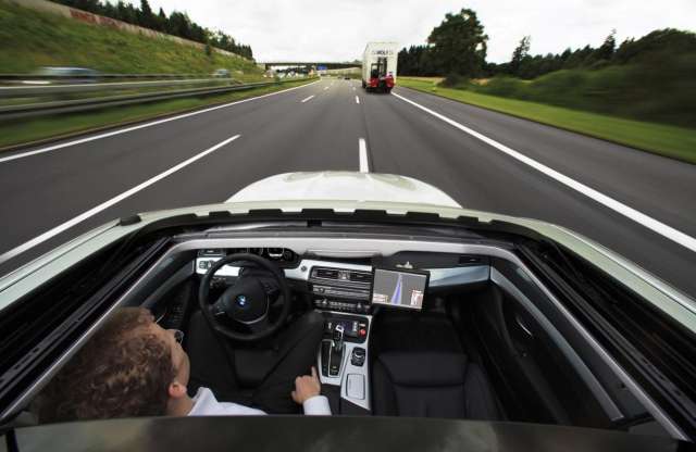 Lesz "bunkó üzemmód" is az önvezető autókon?