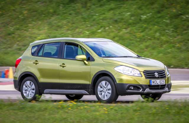 Francba a turbómotorral! Suzuki SX4 S-Cross teszt