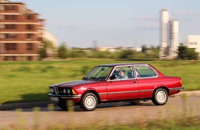 Most már értékálló befektetés lenne? BMW 320, 1978