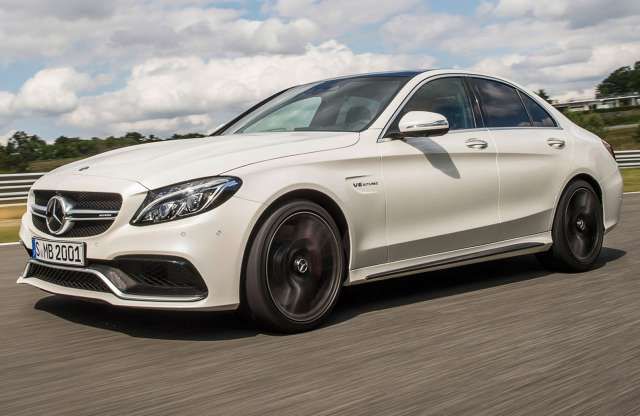 A Mercedes végre megmutatta az akár 510 lóerős C 63 AMG-t