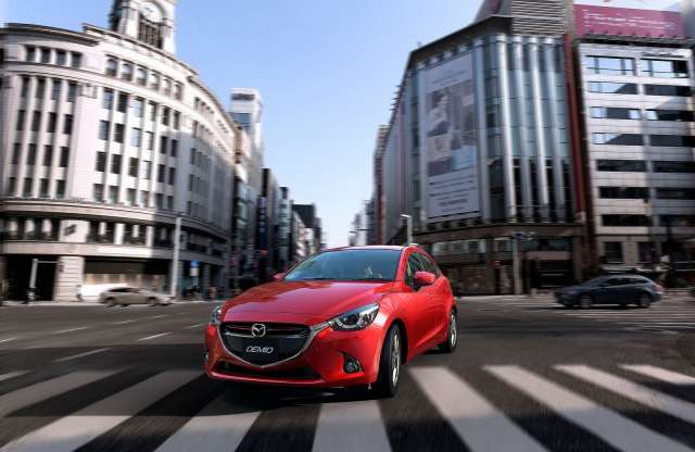 Új Mazda2: februárban jön, a dízel 3,4 l/100 km fogyasztású