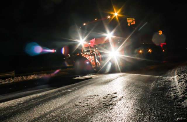 A Magyar Közút már készül a havazásra, ami egyelőre nem várható