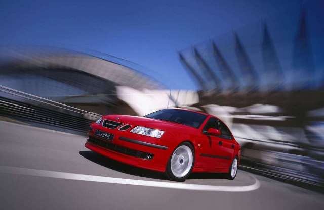 Ma is készül, de milyen használtan a Saab 9-3?