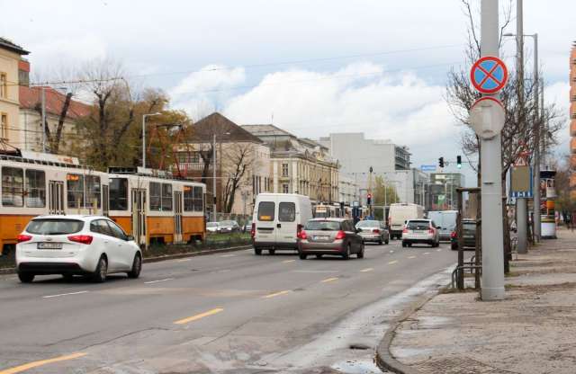 Megszűnőben a buszsávok a Hungária körúton