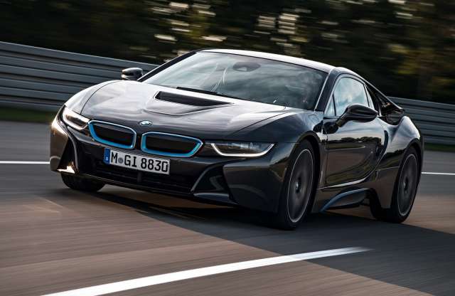 Óriási az érdeklődés a BMW i8 iránt