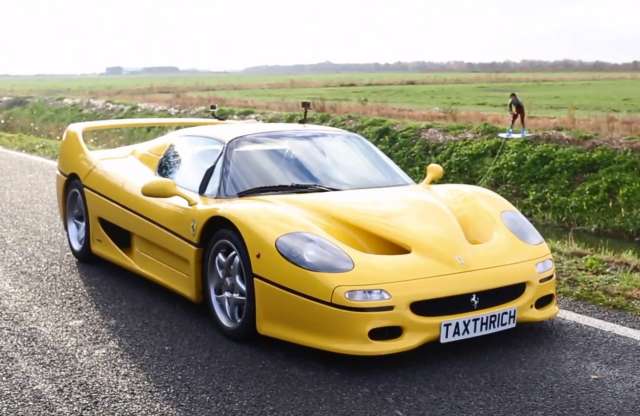 Ezt se csináld meg otthon! Wakeboardozás Ferrarival