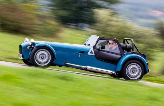 Három új Caterham jön jövőre