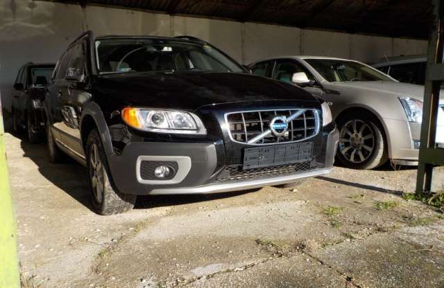 Ezúttal Győrben foglalt le lopott autókat a rendőrség