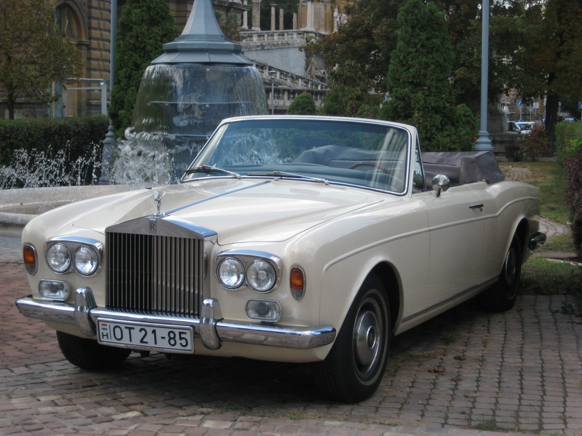 ROLLS-ROYCE