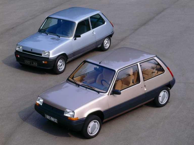 RENAULT R 5