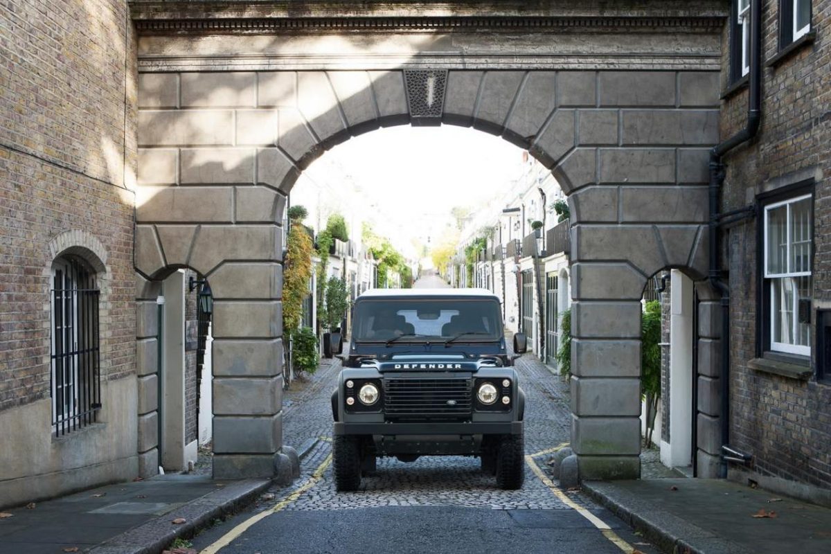 LAND ROVER