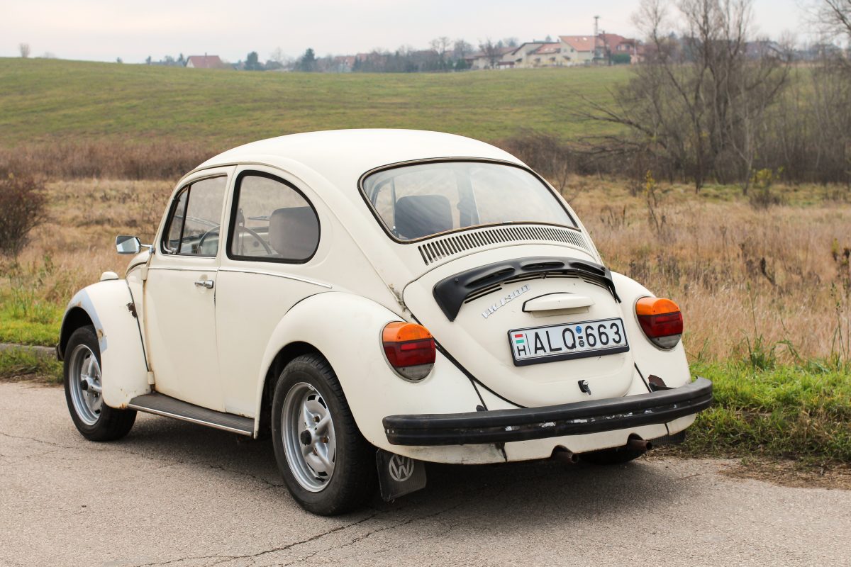 VOLKSWAGEN 1300