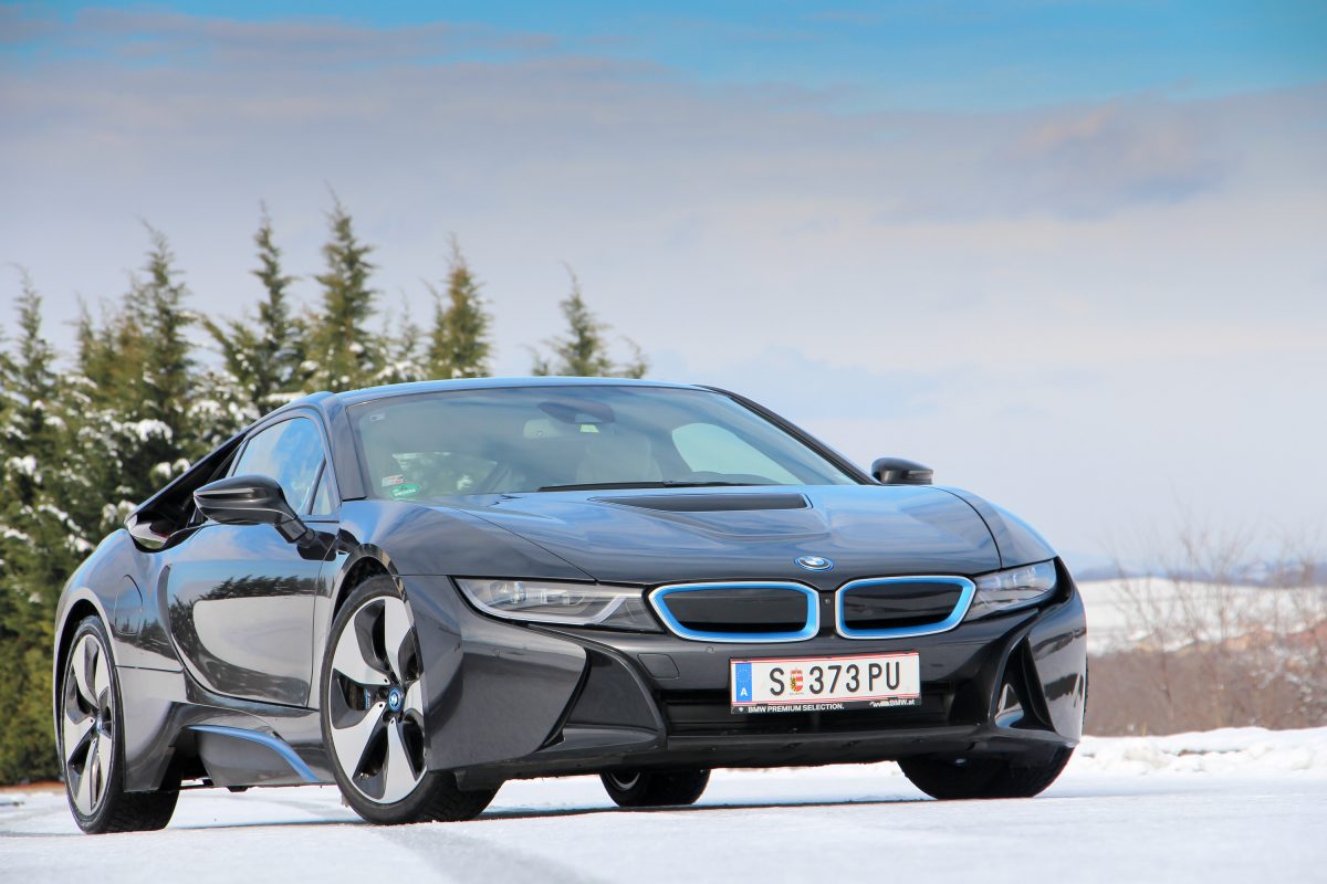 BMW I8