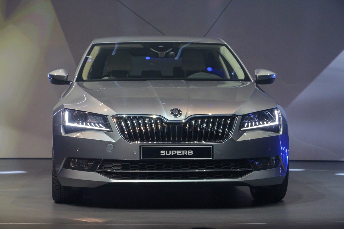 SKODA SUPERB