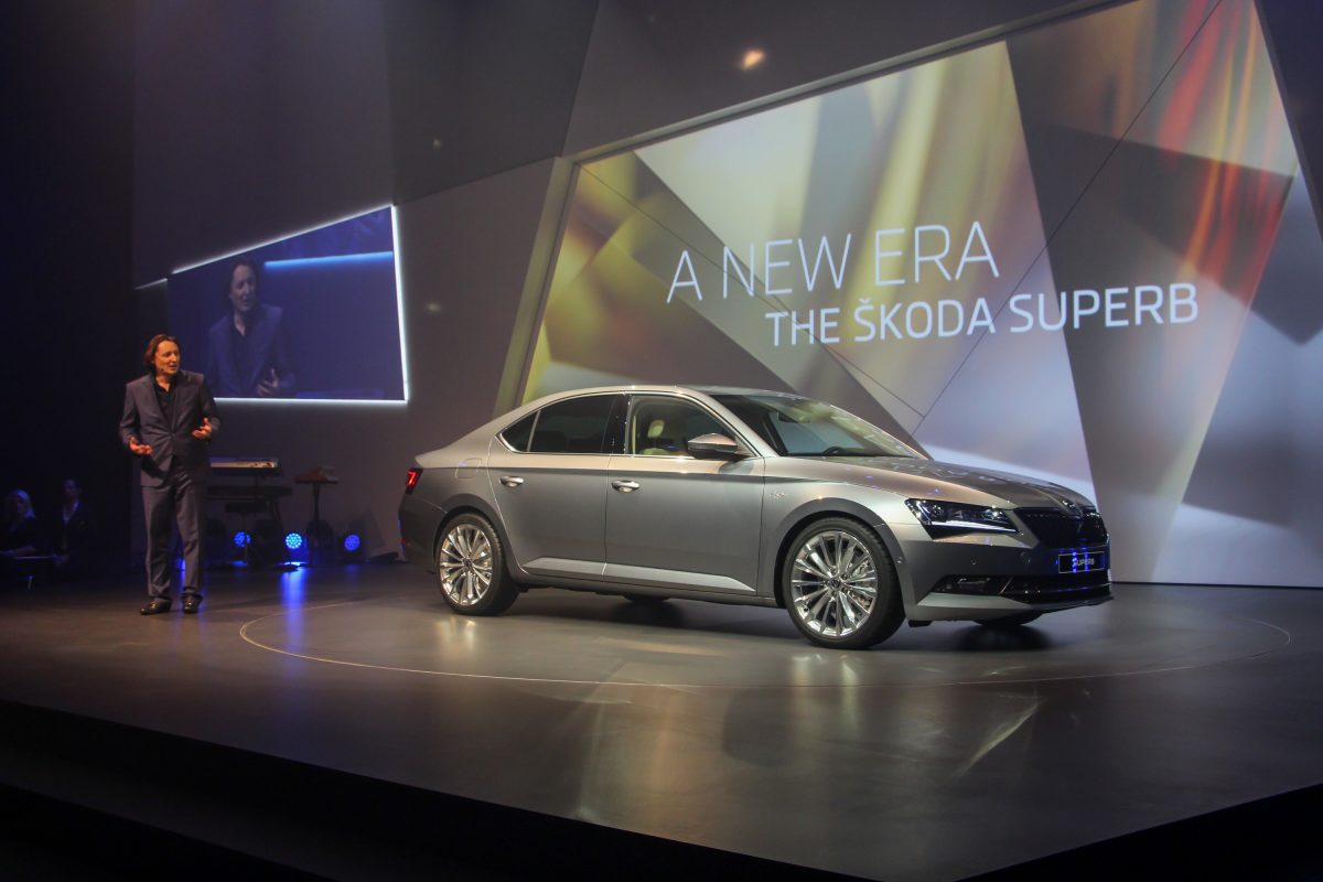 SKODA SUPERB