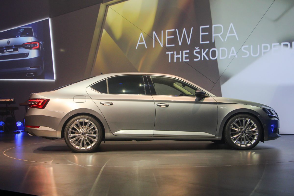 SKODA SUPERB
