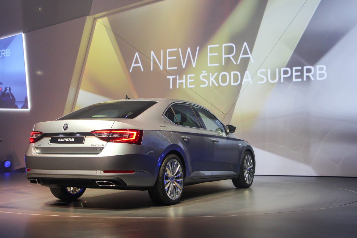 SKODA SUPERB