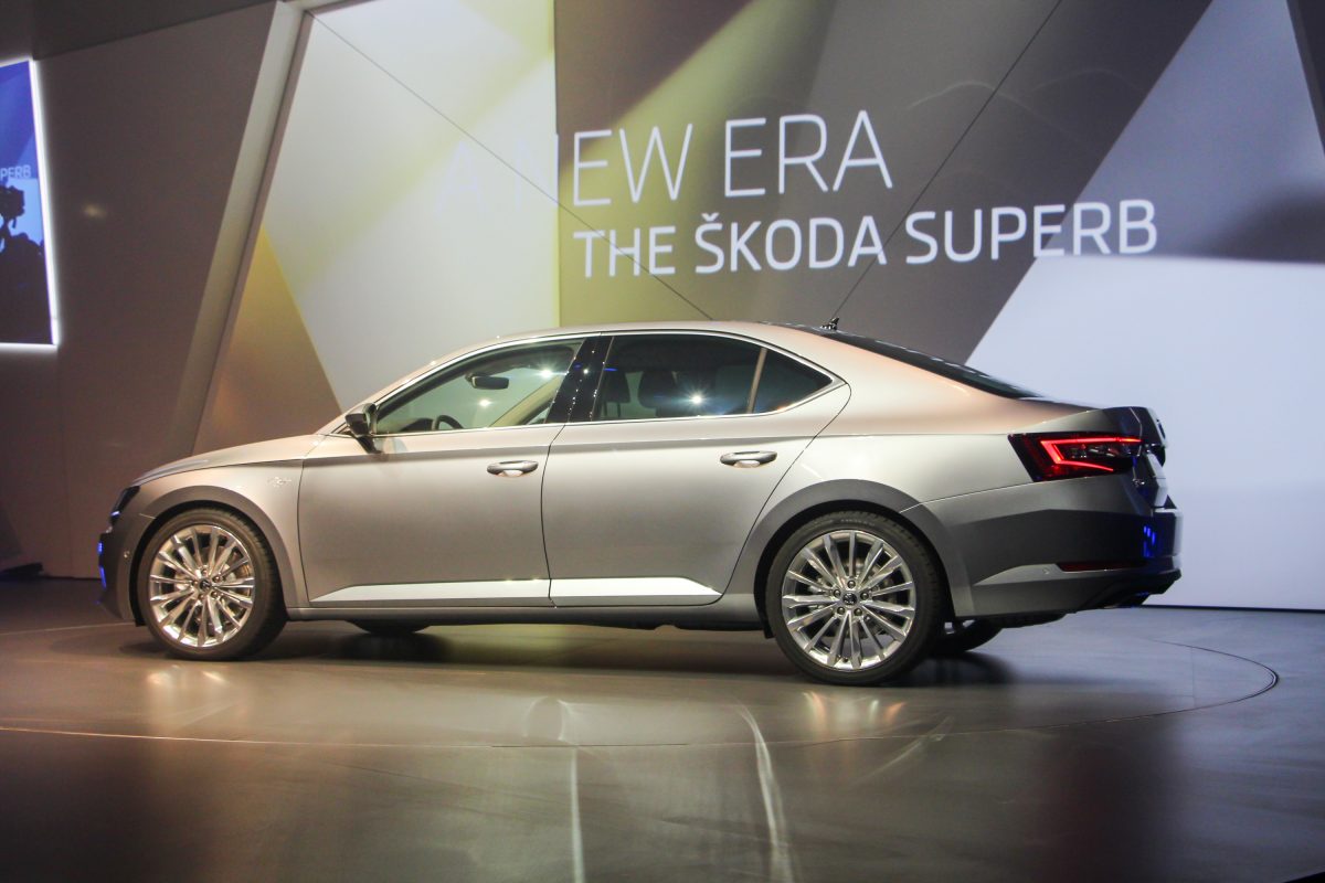 SKODA SUPERB