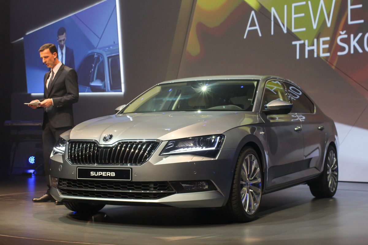 SKODA SUPERB