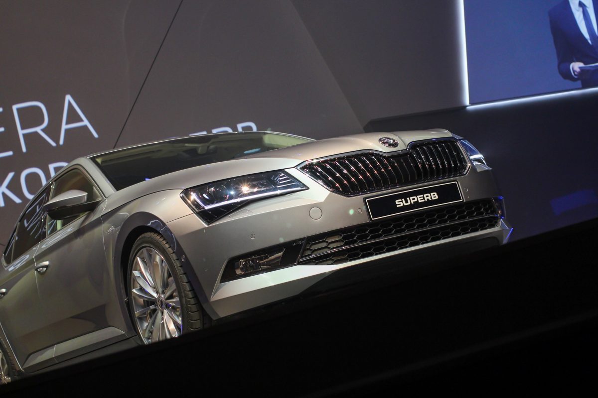 SKODA SUPERB