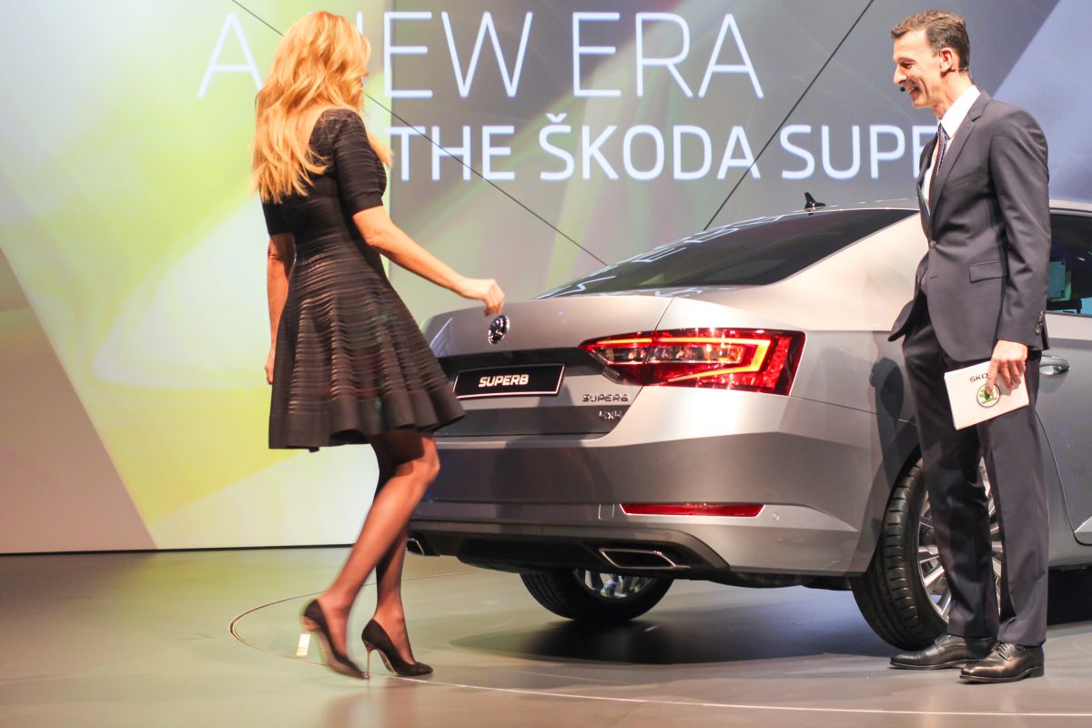 SKODA SUPERB