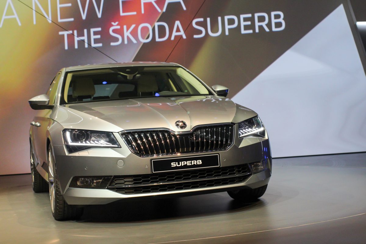 SKODA SUPERB