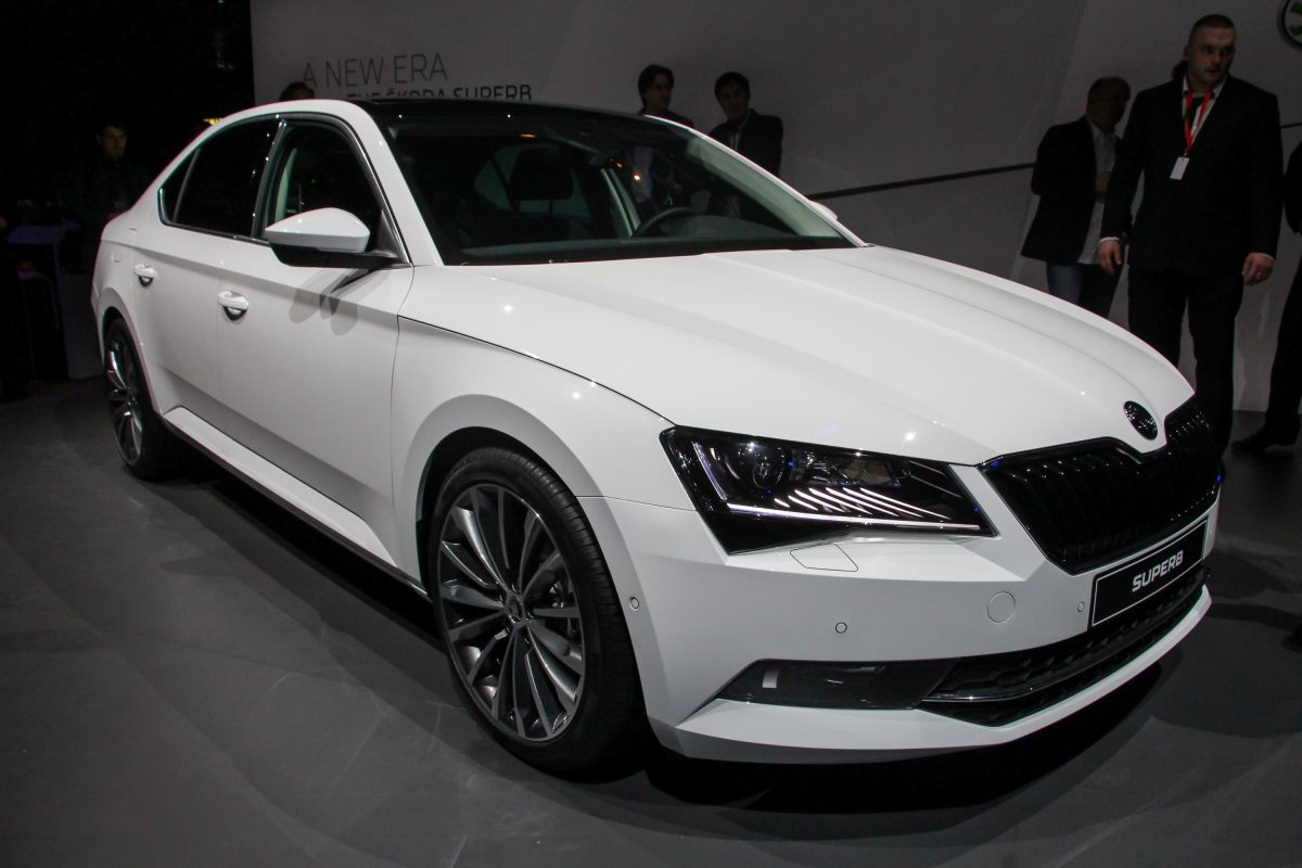 SKODA SUPERB