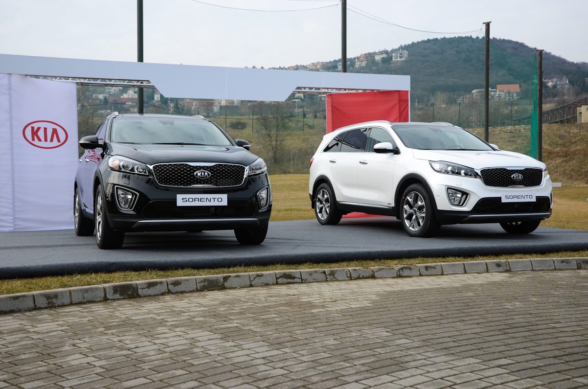 KIA SORENTO