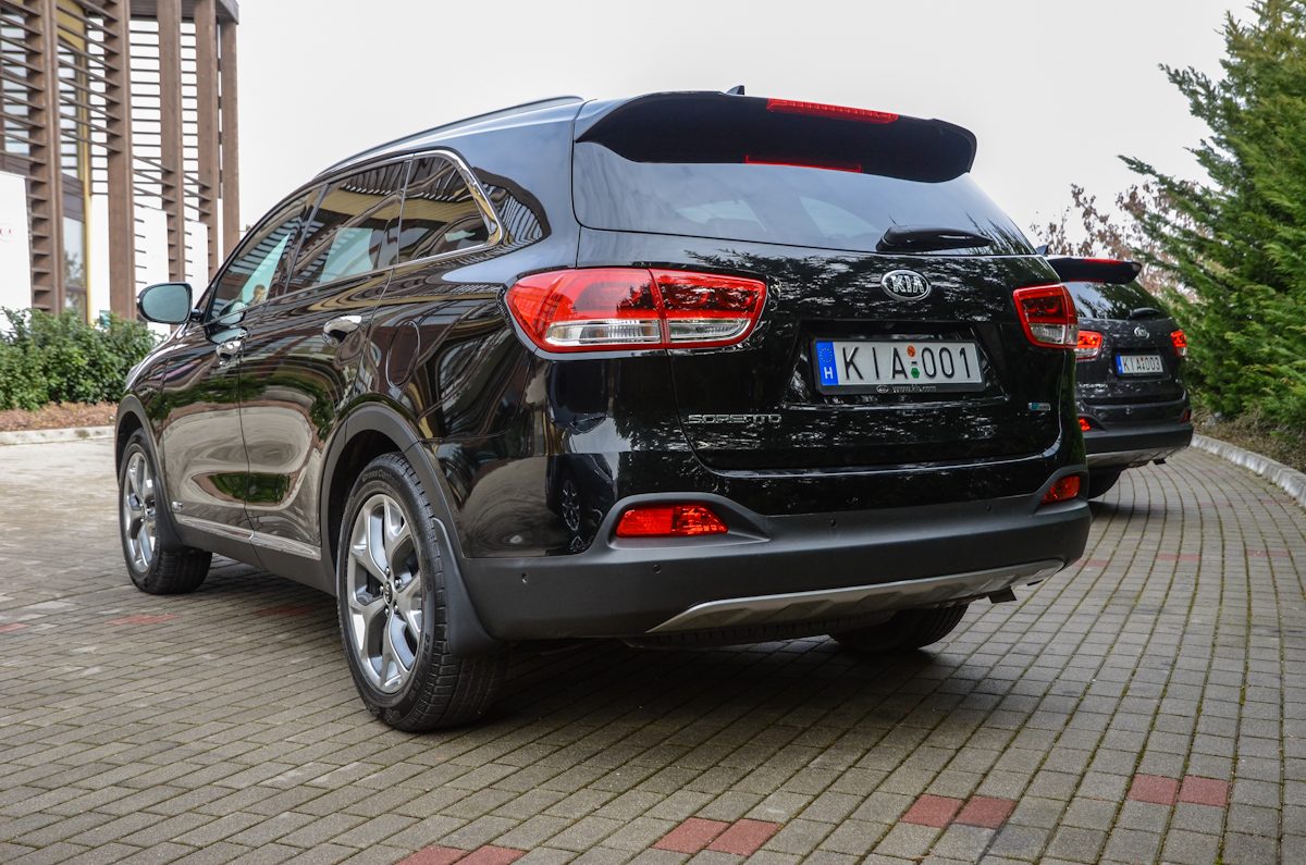 KIA SORENTO