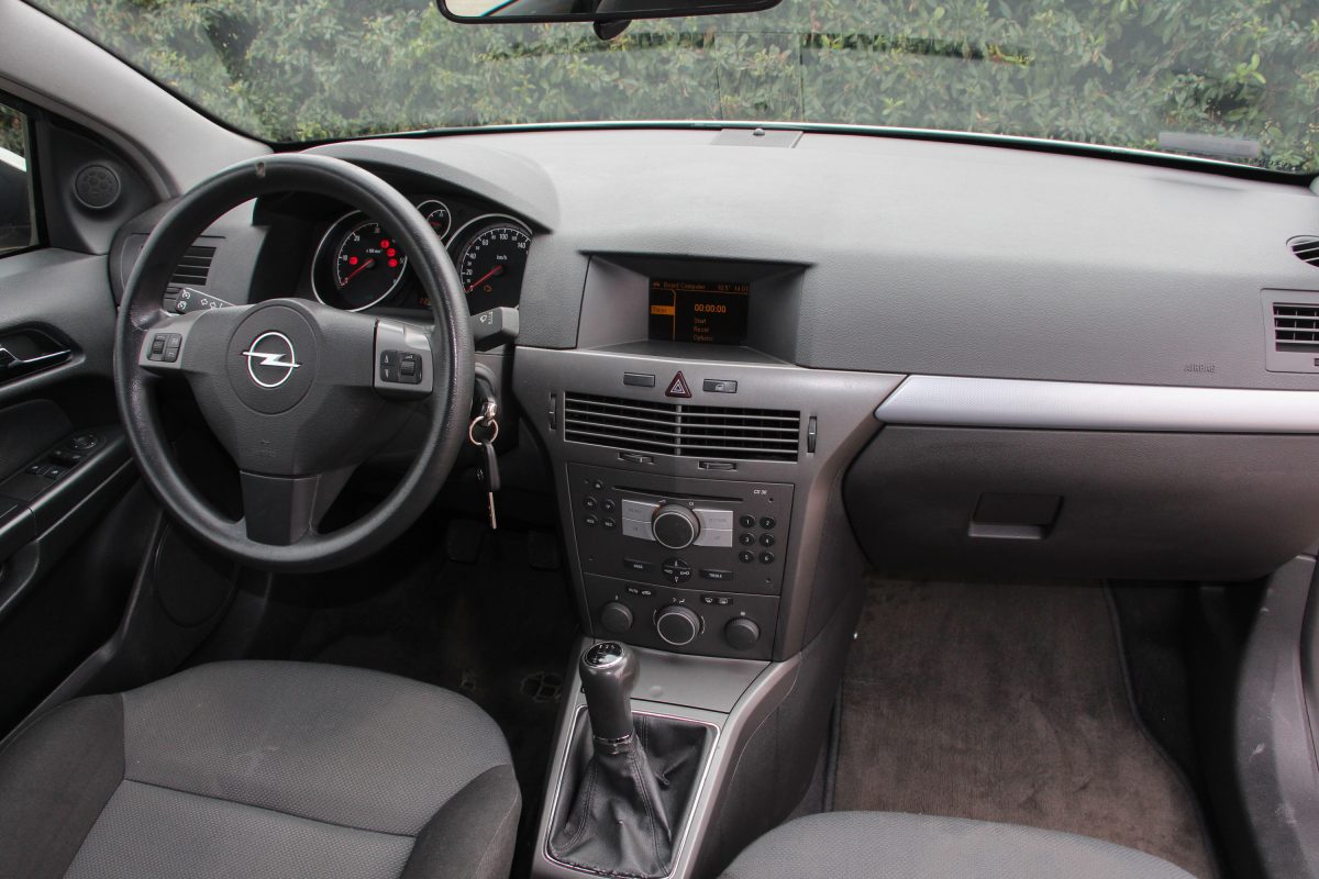 OPEL ASTRA H